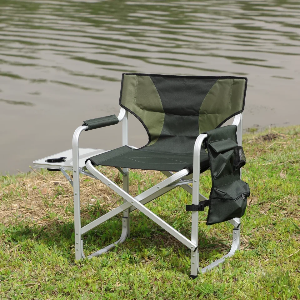 Space-Saving Best-Selling 1-piece Padded Folding Outdoor Chair with Side Table and Storage Pockets,Lightweight Oversized Directors Chair for indoor, Outdoor Camping, Picnics and Fishing,Green